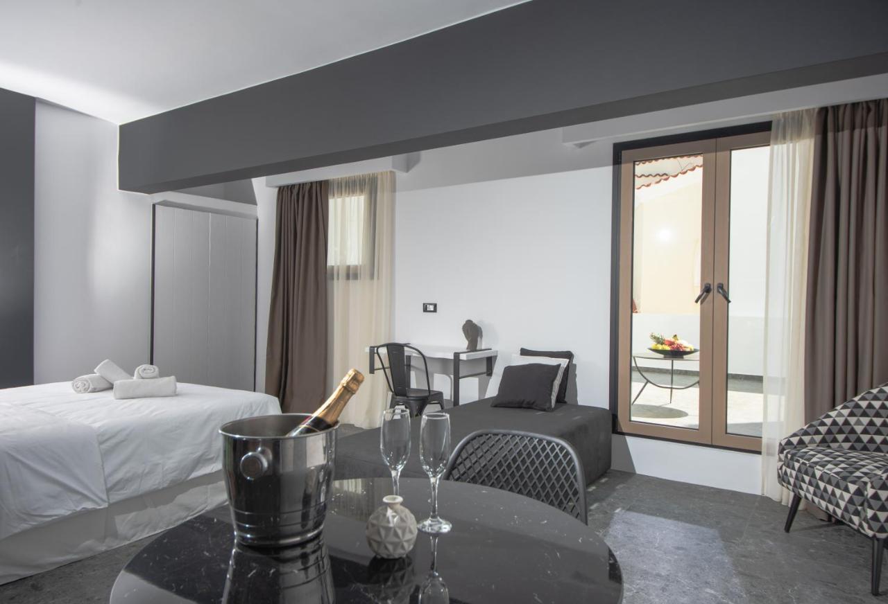 Kalypso Suites Hotel - Adults Only Элунда Экстерьер фото