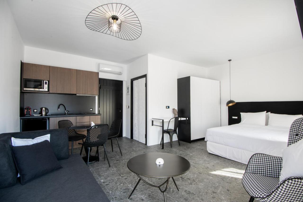 Kalypso Suites Hotel - Adults Only Элунда Экстерьер фото