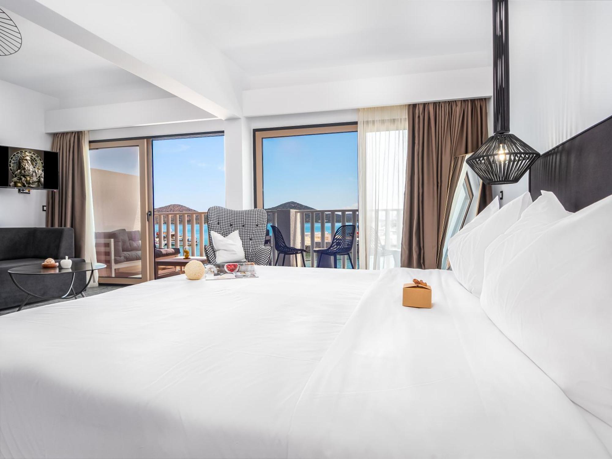 Kalypso Suites Hotel - Adults Only Элунда Экстерьер фото